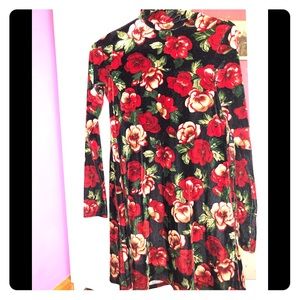 Vintage reclaimed velvet turtle neck dress. Size 4